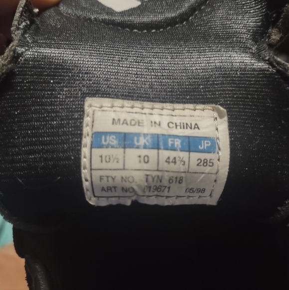 Adidas Indoor Shoes Vintage Men's Black Sneakers - Picture 8 of 8